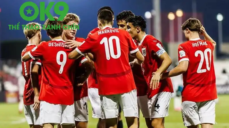 U17 Áo đang thể hiện sự khác biệt so với phần còn lại của bảng đấu. U17 Áo đang thể hiện sự khác biệt so với phần còn lại của bảng đấu.